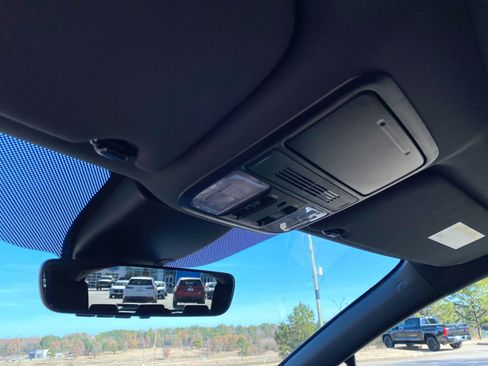 Used 2025 Honda Odyssey Sport-L image 21