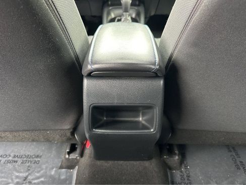 Used 2022 Toyota Corolla SE image 17