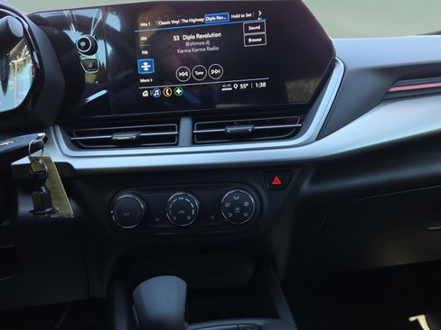 New 2026 Chevrolet Trax RS image 22