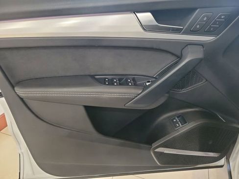 Used 2024 Audi Q5 e Prestige image 14