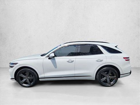 Used 2024 Genesis GV70 3.5T Sport w/ Sport Advanced Package AWD/4WD image 10
