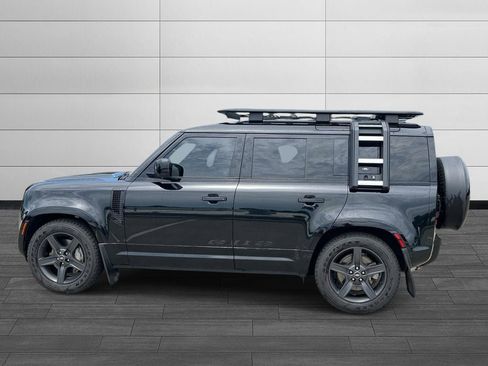 Certified 2023 Land Rover Defender 110 X-Dynamic SE AWD/4WD image 2
