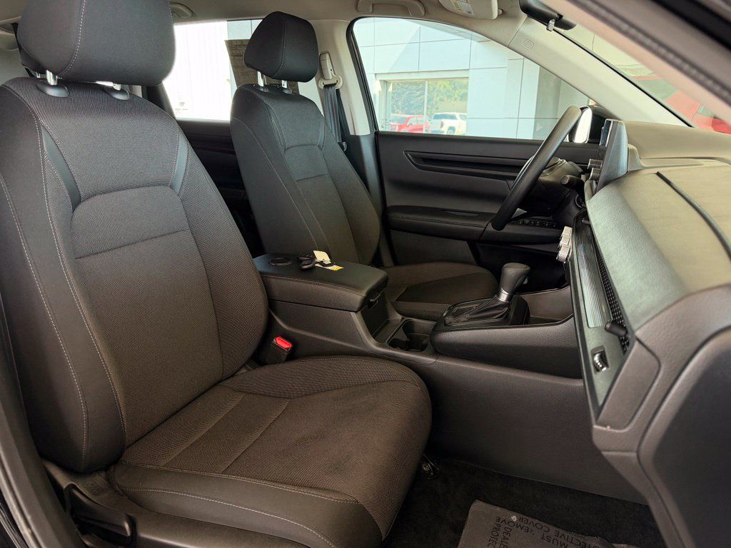 Used 2024 Honda CR-V LX image 18