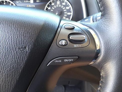 Used 2019 Nissan Murano Platinum w/ Cargo Package FWD image 12