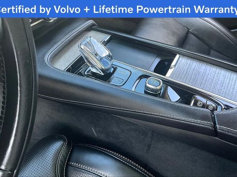 Used 2022 Volvo S90 B6 Inscription w/ Advanced Package image 18