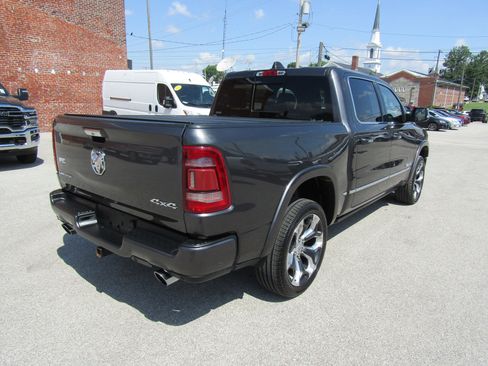 Used 2021 RAM 1500 Limited w/ Body Color Bumper Group AWD/4WD image 3