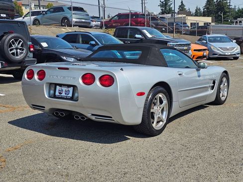 Used 2001 Chevrolet Corvette Convertible w/ Preferred Equipment Group2 RWD image 8