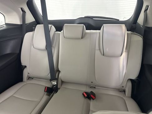 Certified 2026 Honda Odyssey Touring image 37