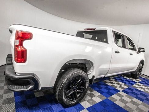 Used 2023 Chevrolet Silverado 1500 Custom Trail Boss AWD/4WD image 4