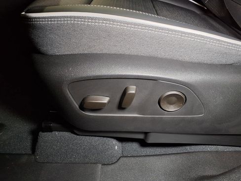 Used 2026 GMC Sierra EV Elevation image 13