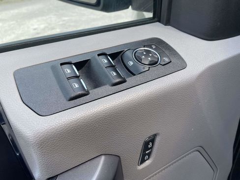 Used 2020 Ford F150 XLT w/ Equipment Group 301A Mid RWD image 6