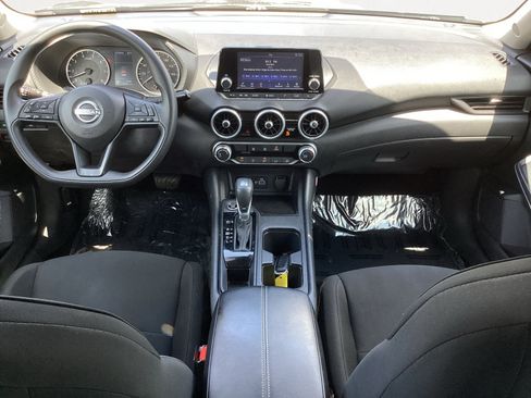 Used 2025 Nissan Sentra S FWD image 4