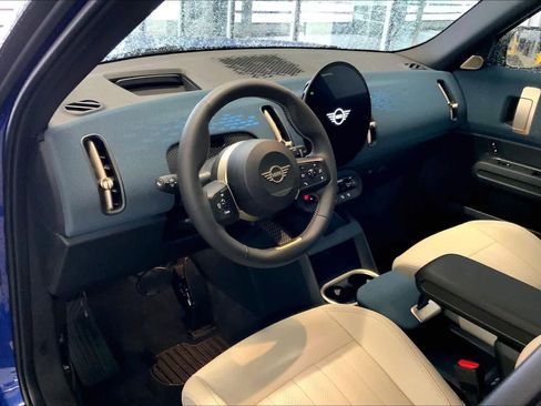 Used 2025 MINI Cooper Countryman S w/ Comfort Package Max image 18