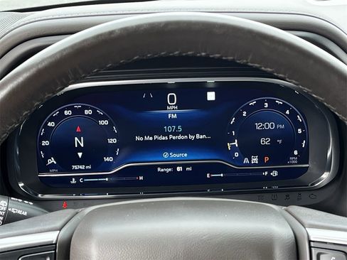 Used 2022 Chevrolet Tahoe Z71 w/ Luxury Package image 13