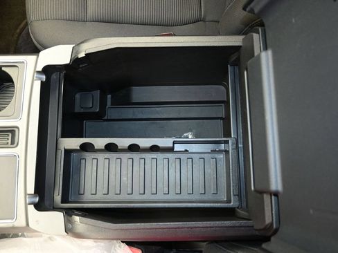 Used 2015 Ford F150 XLT w/ Equipment Group 302A Luxury RWD image 19