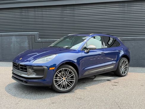 Certified 2026 Porsche Macan Turbo AWD/4WD image 1