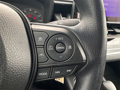 Used 2023 Toyota Corolla LE image 20