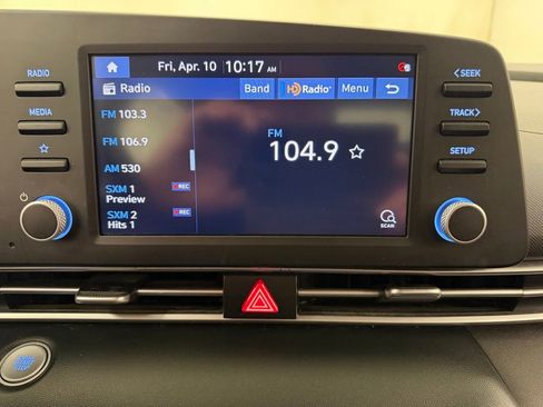 Used 2021 Hyundai Elantra SEL FWD image 23