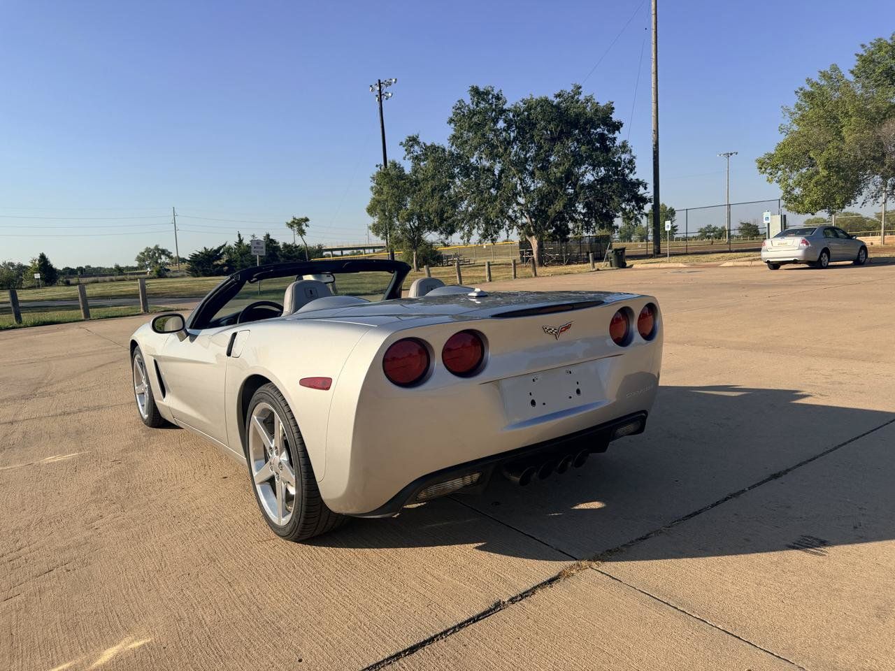 Used 2005 Chevrolet Corvette Convertible w/ Preferred Equipment Group RWD image 32