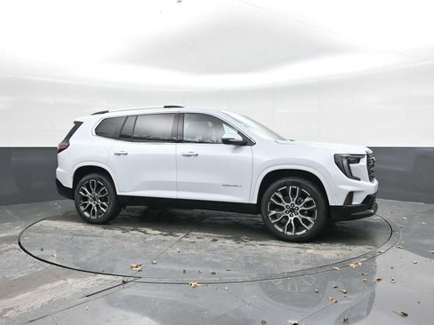 New 2026 GMC Acadia Denali Ultimate w/ LPO, Floor Liner Package image 6