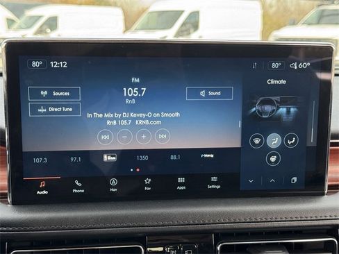 Used 2022 Lincoln Nautilus Reserve w/ Equipment Group 201A image 17