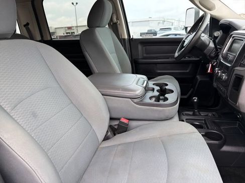 Used 2016 RAM 2500 Tradesman w/ Chrome Appearance Group AWD/4WD image 25