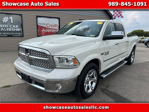 Used 2017 RAM 1500 Laramie AWD/4WD image 1