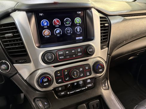 Used 2016 GMC Yukon XL SLT image 19