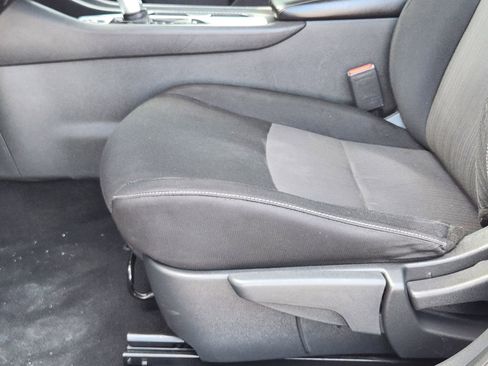 Used 2021 Nissan Sentra SV image 25