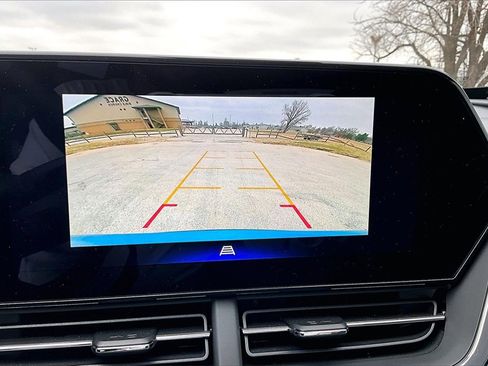 Used 2025 Chevrolet Trax ACTIV w/ Driver Confidence Package image 19