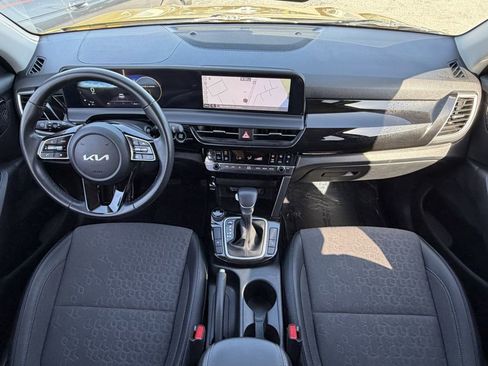 Certified 2024 Kia Seltos S FWD image 12