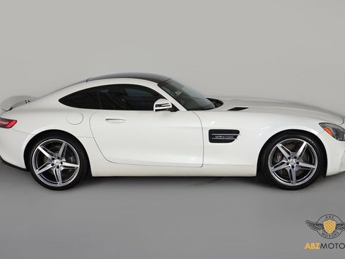 Used 2017 Mercedes-Benz AMG GT Coupe image 4