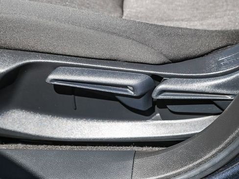 Certified 2025 Honda Accord LX image 22