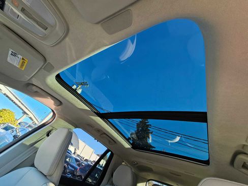 New 2025 Volvo XC90 B6 Ultra image 25