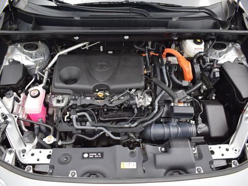 Used 2023 Toyota RAV4 Limited image 9