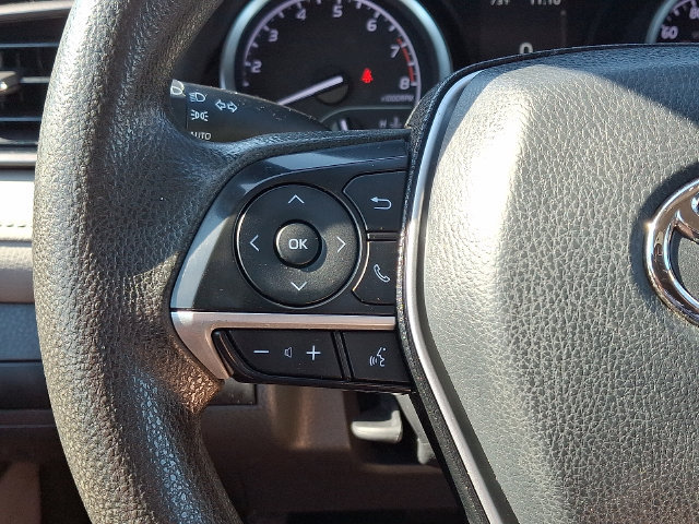Used 2022 Toyota Camry LE FWD image 21