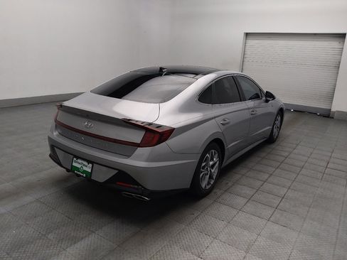 Used 2023 Hyundai Sonata SEL w/ Convenience Package FWD image 9