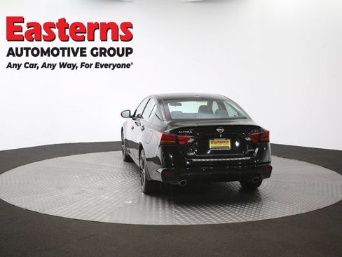 Used 2023 Nissan Altima 2.5 SR AWD/4WD image 40