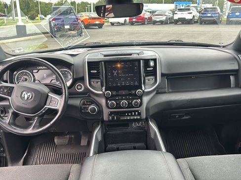 Used 2020 RAM 1500 Big Horn AWD/4WD image 16