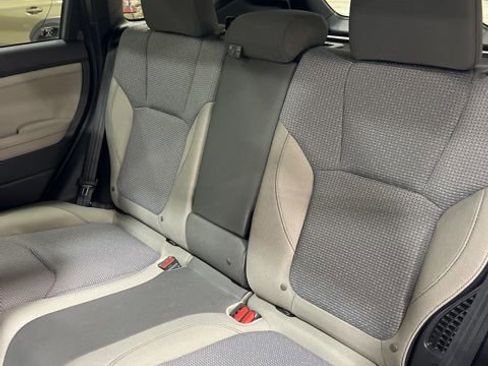 Certified 2025 Subaru Forester Premium image 18