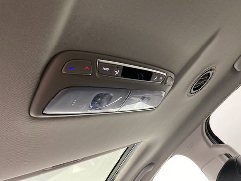 Used 2025 Kia Telluride S image 30