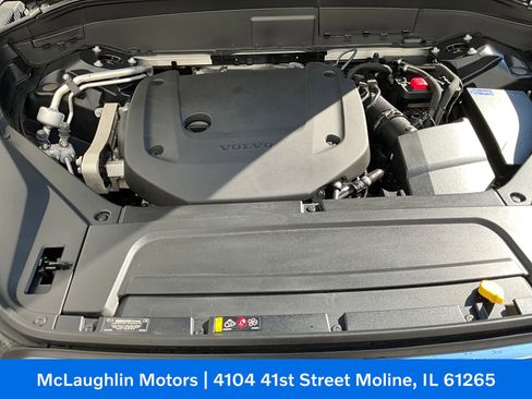 Certified 2023 Volvo XC90 B6 Ultimate w/ Protection Package Premier image 17