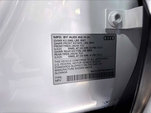 Used 2025 Audi Q7 3.0T Premium Plus AWD/4WD image 35