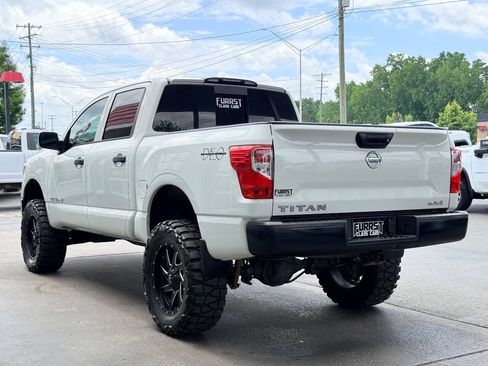 Used 2017 Nissan Titan S AWD/4WD image 5