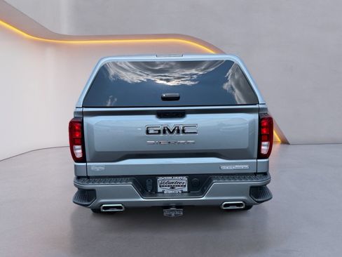 Used 2023 GMC Sierra 1500 Elevation w/ Preferred Package AWD/4WD image 4
