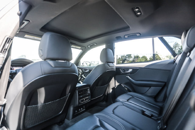 Used 2019 Audi Q8 Premium w/ Convenience Package AWD/4WD image 60