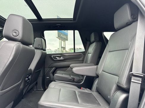 Used 2023 Chevrolet Tahoe Z71 w/ Luxury Package AWD/4WD image 23