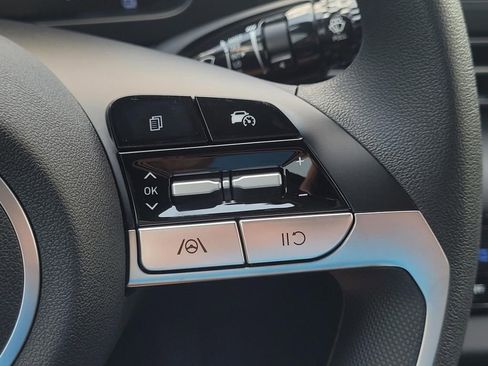 New 2025 Hyundai Elantra Blue image 19