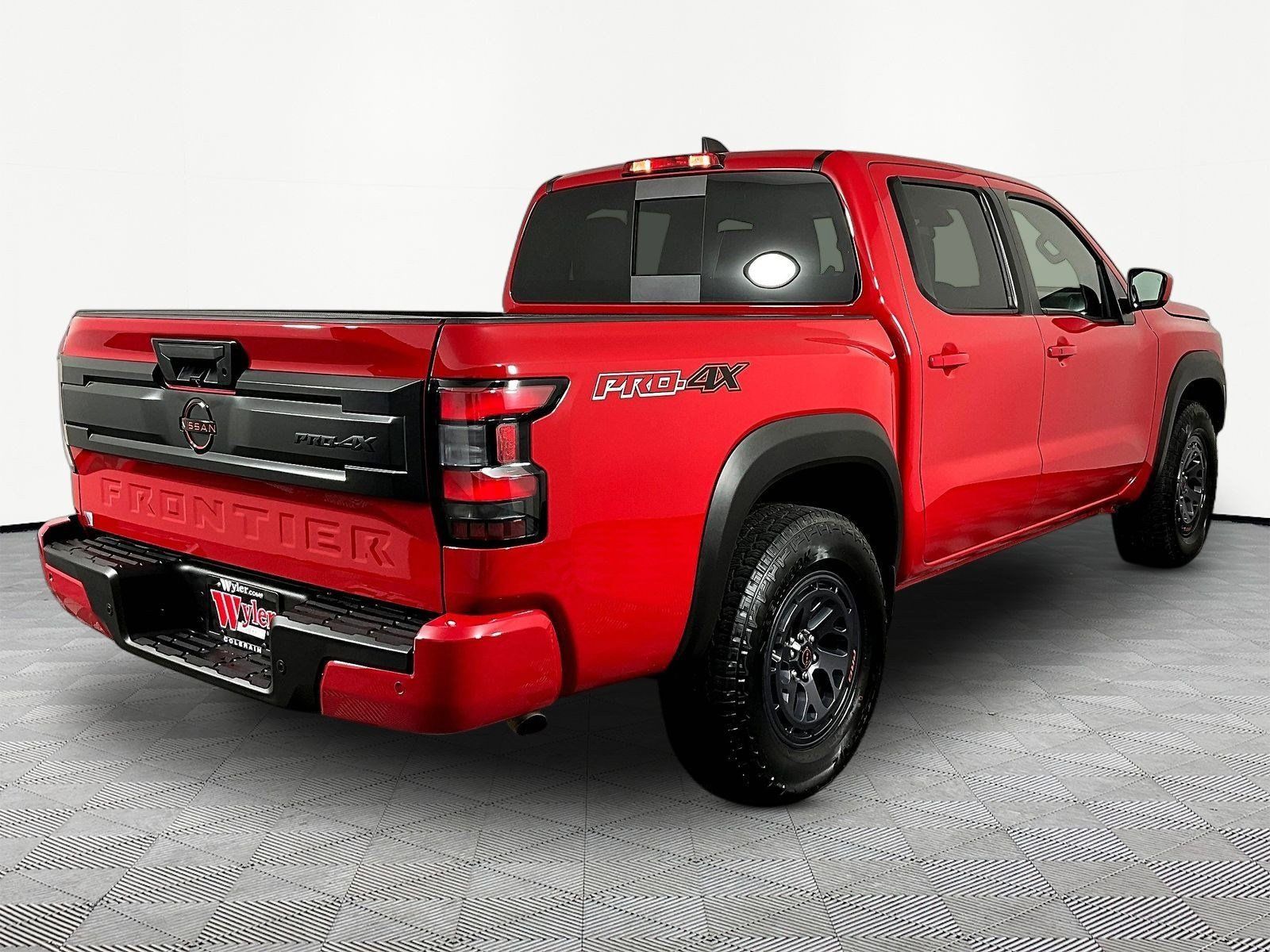 Certified 2026 Nissan Frontier PRO-4X AWD/4WD image 6