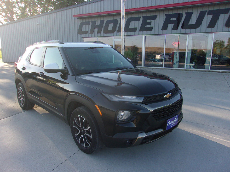 Used 2022 Chevrolet TrailBlazer ACTIV w/ Technology Package AWD/4WD image 1